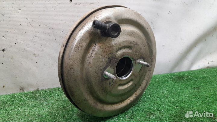 Вакуумник Лада Гранта 1.6 11186 (87 лс) 2013