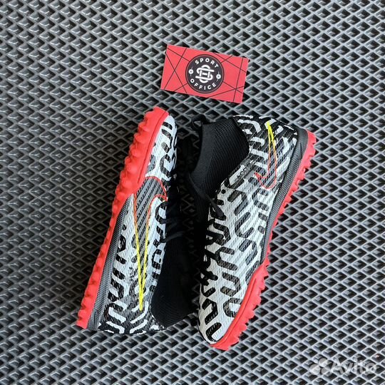 Сороконожки детские Nike Panter