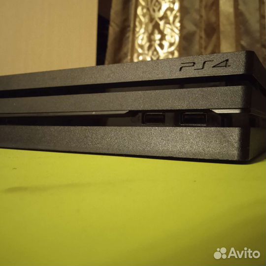 PS4 PRO 1TB