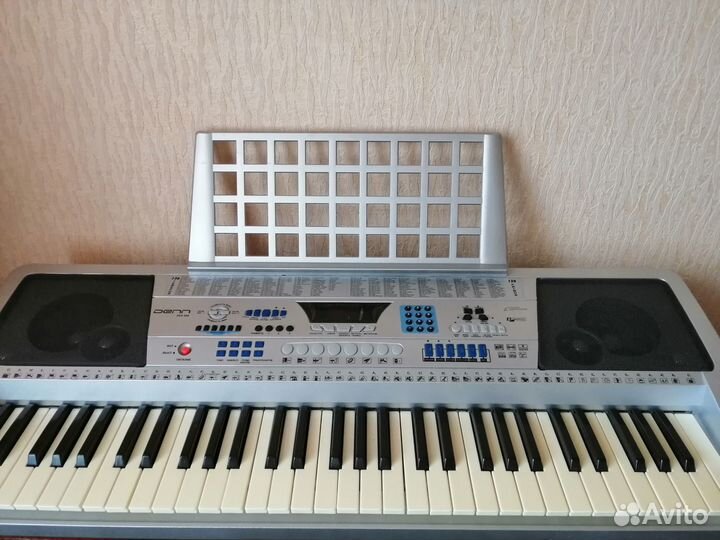Синтезатор denn dek890