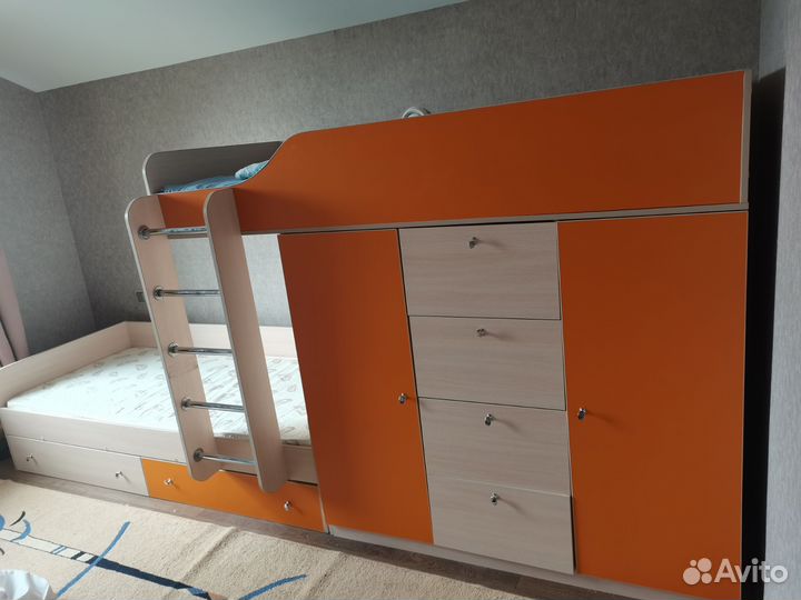 Кровать двухъярусная детская