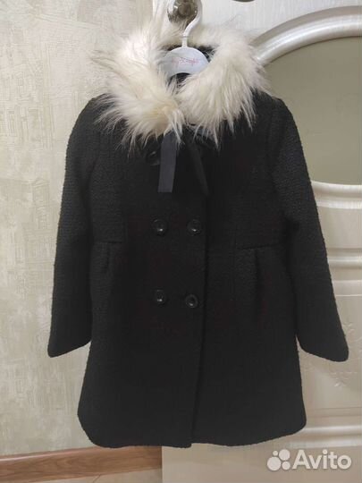 Очень красивое пальто для девочки Gulliver