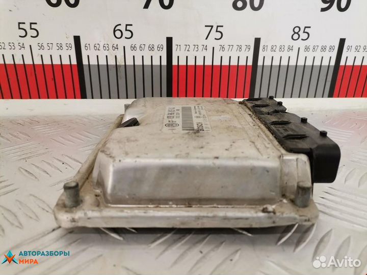 Блок управления двигателем seat Leon 2003