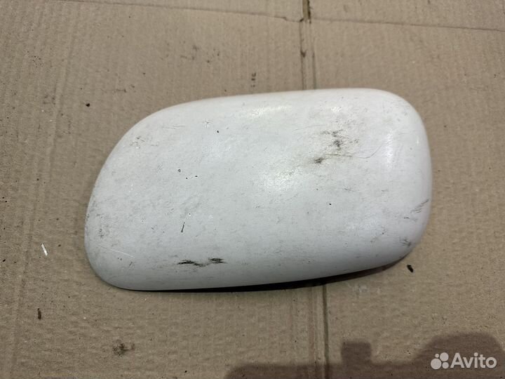 Крышка зеркала левого toyota corolla 120
