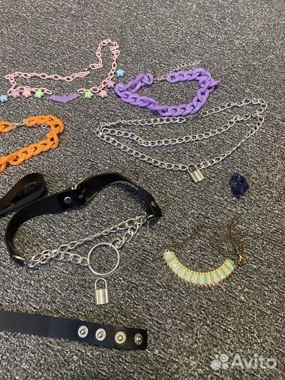 Украшения на шею (чокеры, подвески, бусы)