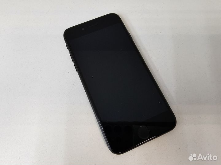 iPhone SE (2020), 64 ГБ