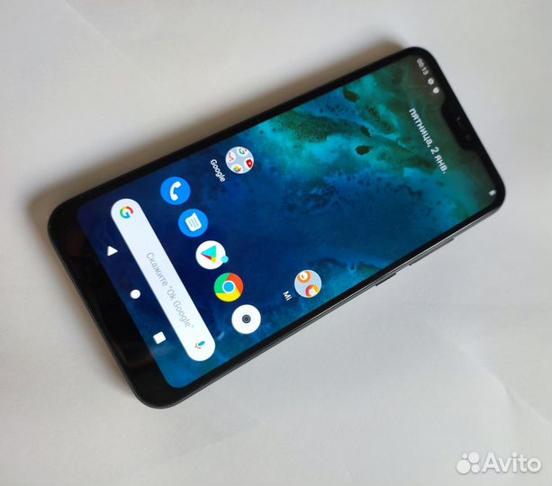 Xiaomi Mi A2 Lite Android One, 4/64 ГБ
