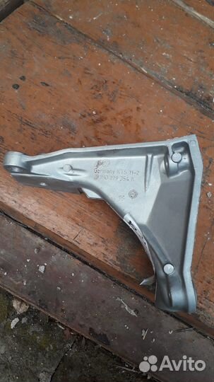 Опора двигателя volkswagen golf 3