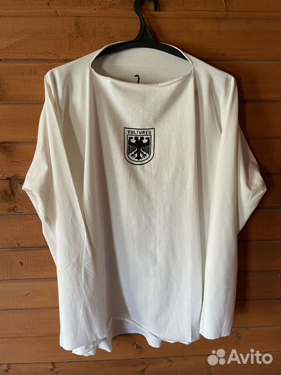 Белый лонгслив Yeezy Vultures