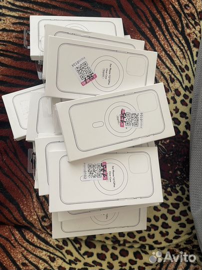 Чехол на iPhone 12 pro max слив