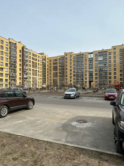 3-к. квартира, 93 м², 3/9 эт.