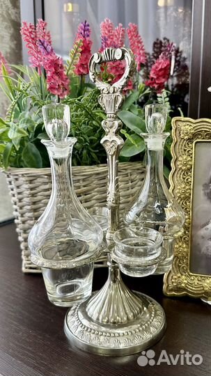 Старинный сервировочный круэт. Франция