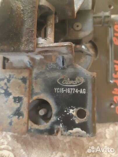 Замок капота Ford Tourneo 2.0 2005