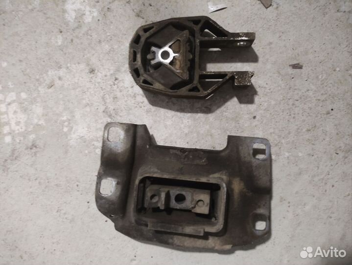 Подушка АКПП левая нижняя и задняя ford Focus 2