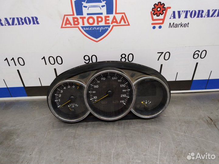 Щиток приборов Renault Fluence K4M 2010