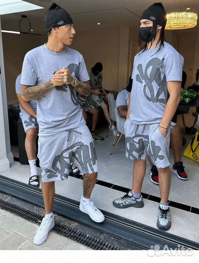 Костюм syna world