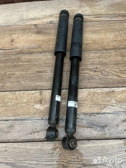 Амортизатор задний Honda Civic 4D 1.3 2008