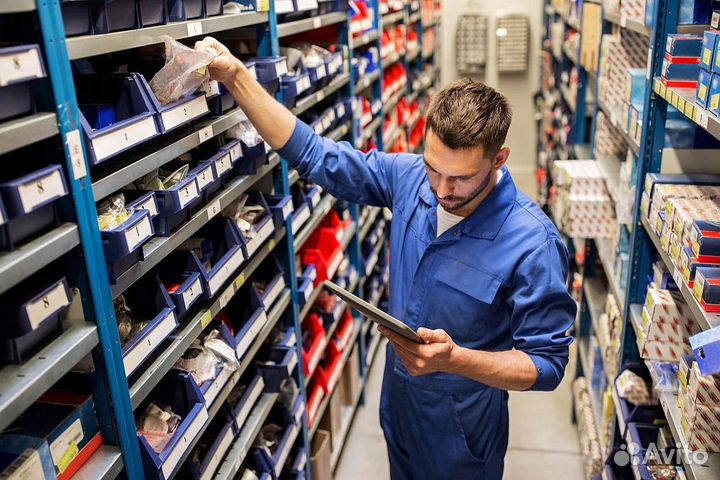 Кладовщик сборщик