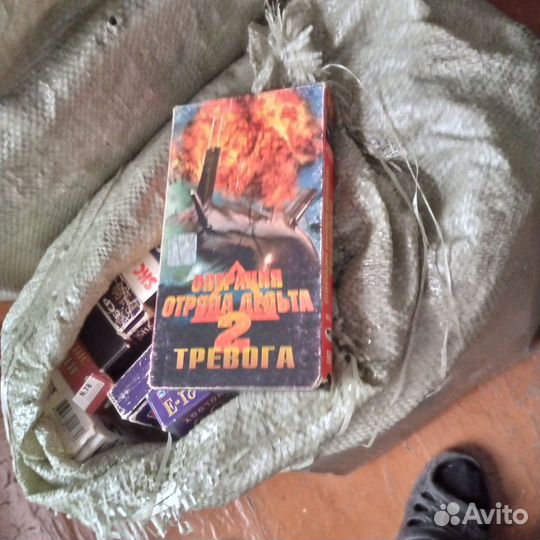 Видеокассеты