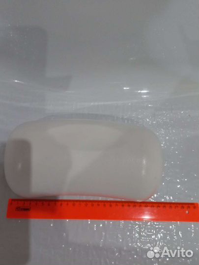 Подушка подголовник для ванны на присосках