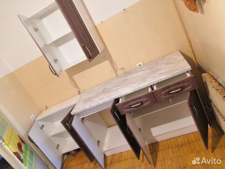 Продам кухонный гарнитур