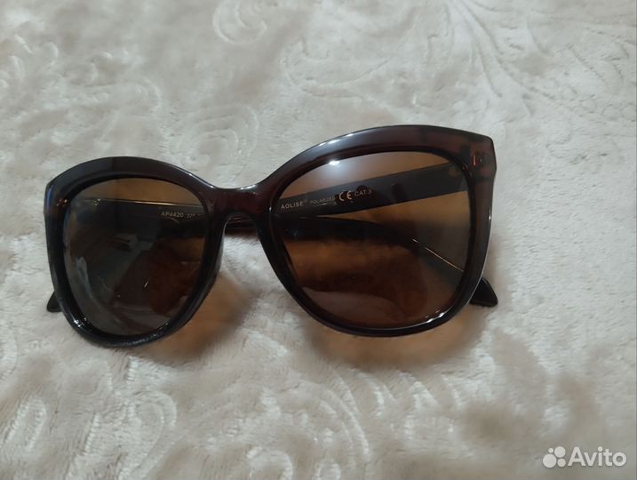 Солнцезащитные очки