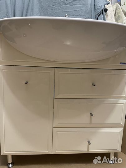 Тумба для ванной с раковиной