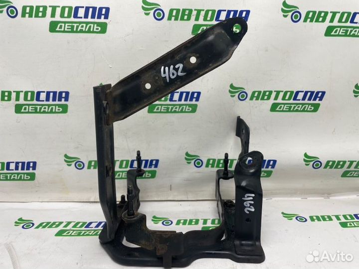 Кронштейн насоса гур Ford C-Max минвен дизель 2.0