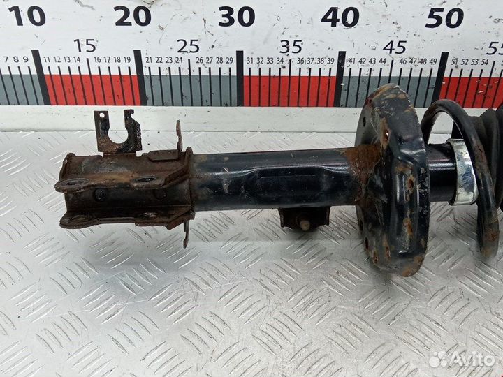 Стойка для Opel Corsa D