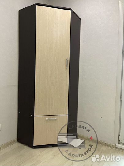 Шкаф распашной