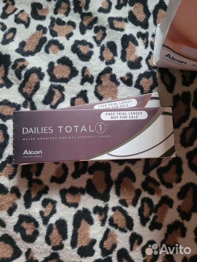 Линзы контактные однодневные alcon и контейнеры