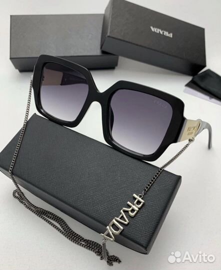 Солнцезащитные очки женские