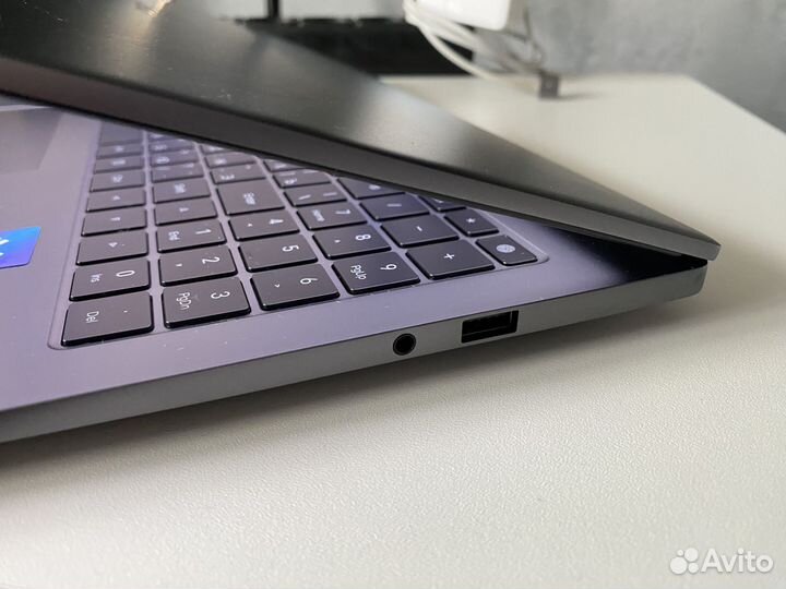 Ноутбук honor MagicBook Pro X16