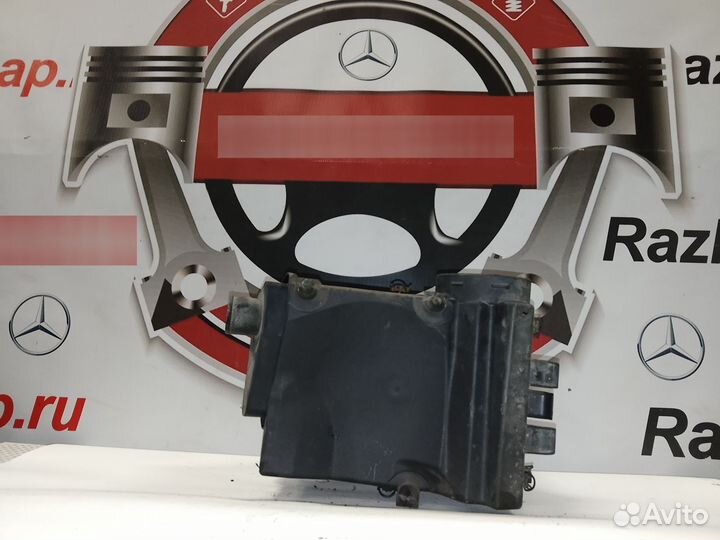 Корпус воздушного фильтра mercedes ML163