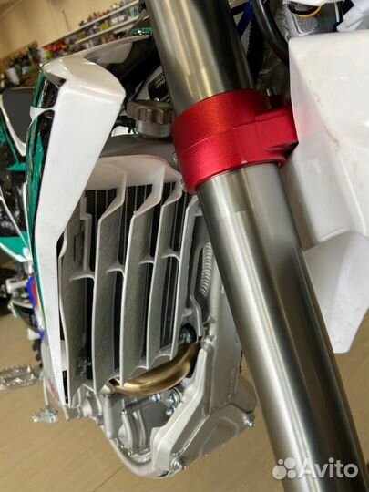 Мотоцикл кроссовый BSE RTC-300R 21/18