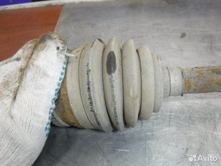 Привод задний правый Ssang Yong Actyon D20DTF 2011