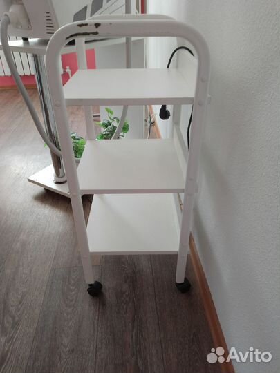 Тележка косметологическая