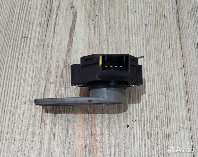 Датчик педали сцепления Hyundai solaris 2