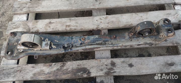 Балка продольная лыжа Nissan Almera Classic