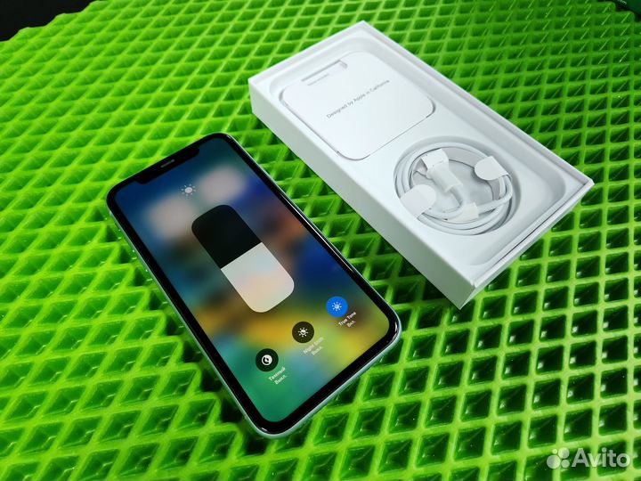 iPhone 11, 256 ГБ