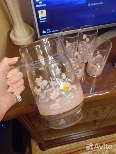 Кувшин стеклянный и 5 стаканов
