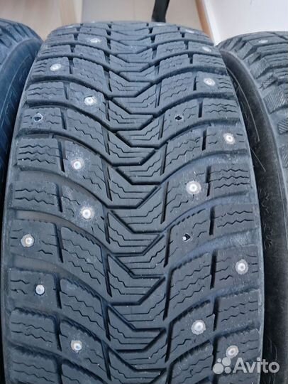 Michelin X-Ice North 3 215/60 R16 99T