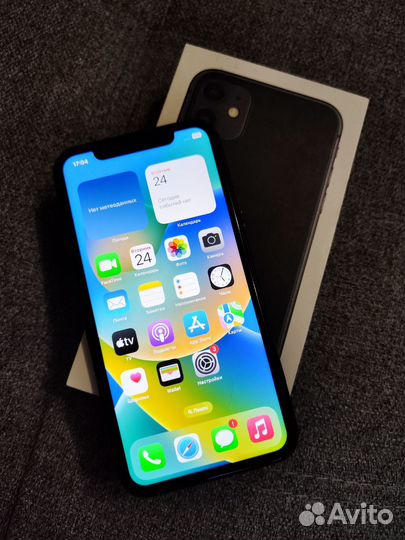 iPhone 11, 64 ГБ
