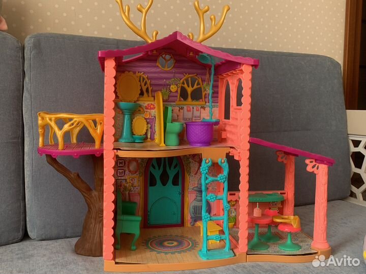 Кукольный домик с мебелью Enchantimals