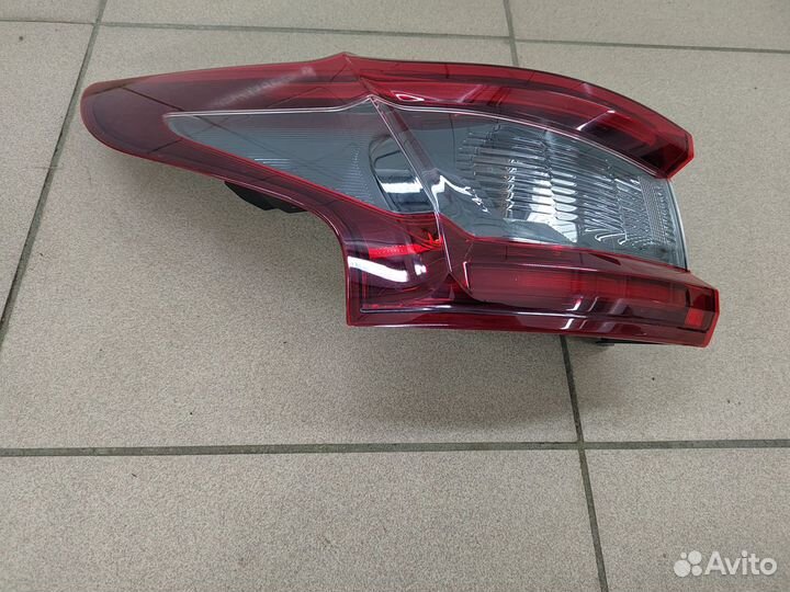 Фонарь задний левый наружный LED Qashqai J11 рест