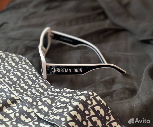 Солнцезащитные очки christian Dior