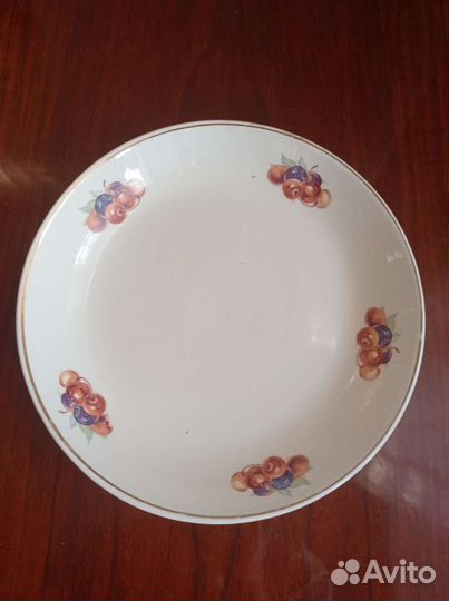 Тарелка чашка глубокое блюдо зик