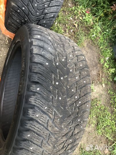 Nokian Tyres Hakkapeliitta 8 245/45 R17 и 225/50 R17