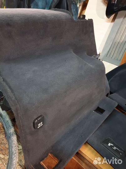 Обшивка багажника на Mercedes w210