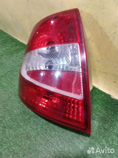 Фонарь задний левый LADA Granta 2011